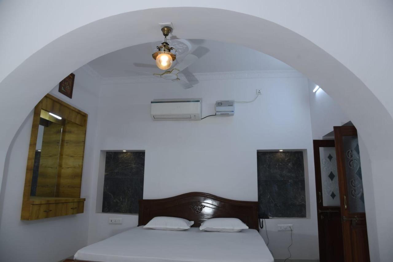 Hotel Swagatam Bikaner Exteriör bild